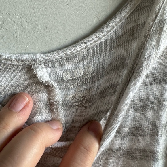 A.n.a - Grey and White Tunic Top with Lace Trim - Picture 5 of 8